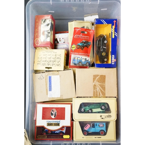 1133 - Collection of around 100 boxed diecast models to include 36 x Lledo Days Gone models, 10 x Classic C... 