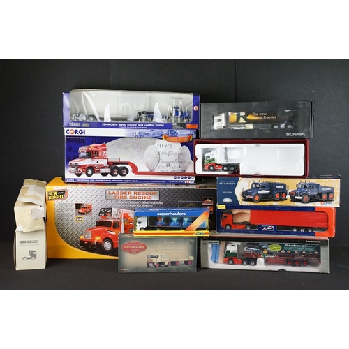 1136 - Collection of around 30 boxed diecast models to include mainly haulage models to include Corgi Super... 