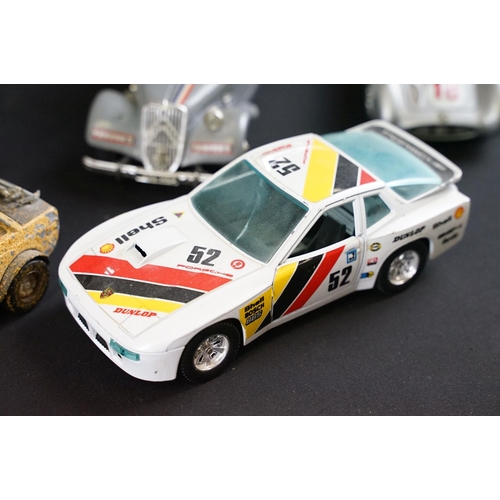 1158 - Collection of around 23 diecast models, mostly 1/24 scale or similar, to include Franklin Mint, Bura... 