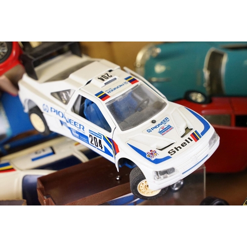 1158 - Collection of around 23 diecast models, mostly 1/24 scale or similar, to include Franklin Mint, Bura... 