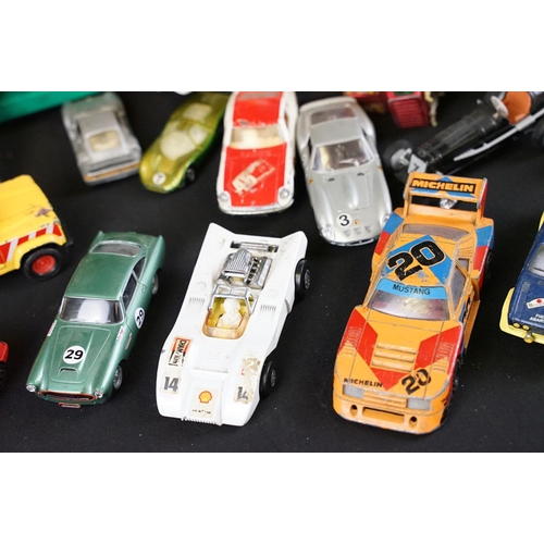 1161 - Collection of diecast models to include Matchbox, Burago, Solido, Majorette & Corgi examples, featur... 