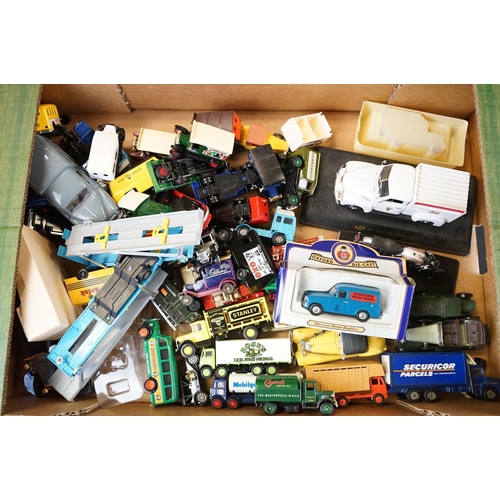 1175 - Collection of diecast models to include 12 boxed / cased examples (featuring Matchbox Superkings K16... 