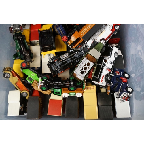 1178 - Collection of over 100 diecast models, mostly Matchbox Models of Yesteryear, also featuring Dinky 15... 