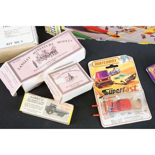 1184 - Group of boxed diecast models to include 9 x Matchbox featuring 4 x red/yellow stripe boxes, Langley... 