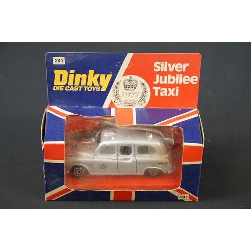 Seven boxed Dinky diecast models to include 940 Mercedes Benz Truck ...