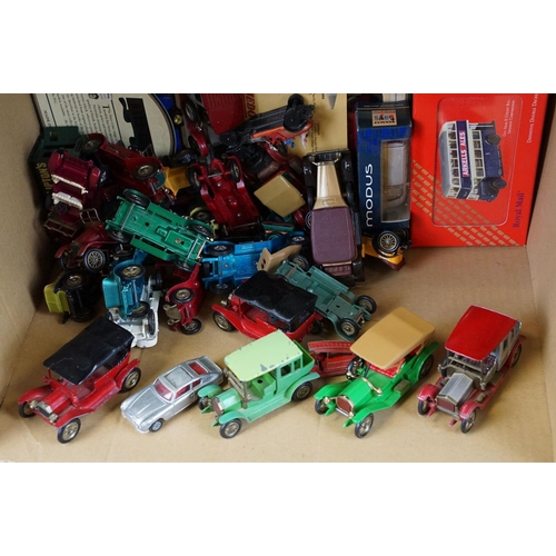 1111 - Collection of 16 boxed diecast models to include 2 x Vanguards VA01116 and VA10103, 9 x Lledo Days G... 