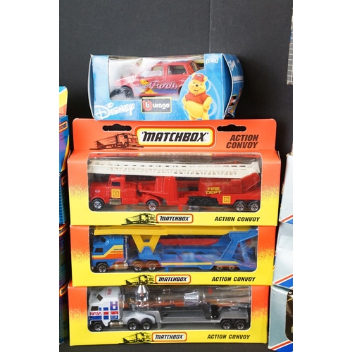 1119 - 41 Boxed diecast models to include 23 x Burago 1/43, 3 x Corgi, 13 x Matchbox featuring Convoy, Matt... 