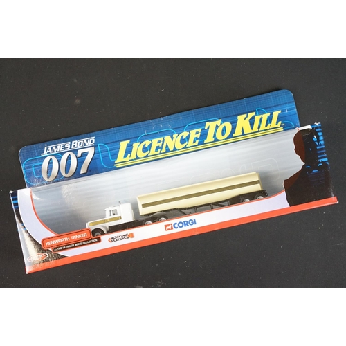 1121 - 21 Boxed Corgi James Bond 007 diecast models to includfre TY04002 Moonraker SpaceShuttle, TY06701 Fr... 