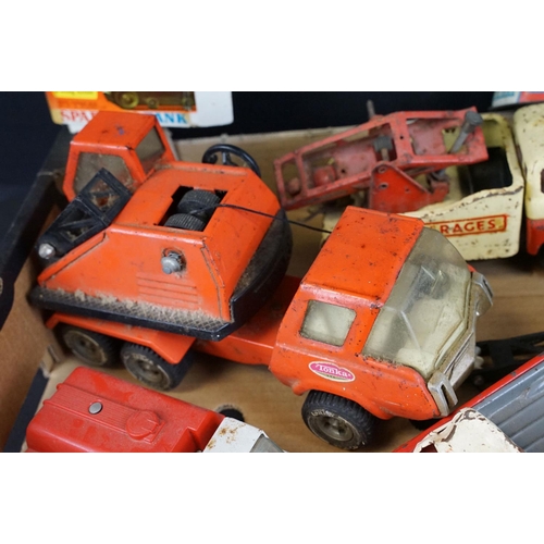 1233 - 14 Mid 20th C onwards play worn tinplate & plastic models / toys featuring Schuco 1250 (made in US Z... 