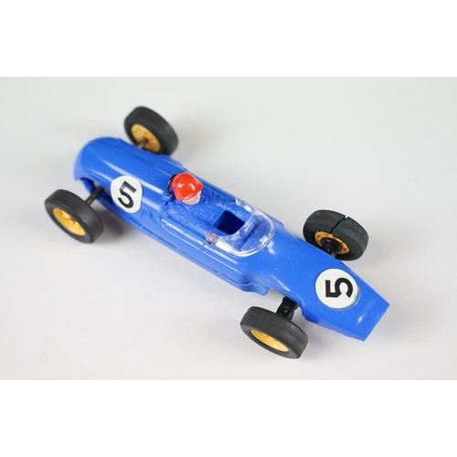 1286 - Five boxed Triang Scalextric racing car models to include C54 Lotus Racing Car in yellow, C82 Lotus ... 