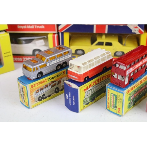 1313 - 18 Boxed diecast models to include 9 x Dinky (2 x 410, 284, 123, 278, 381, 192, 385 & 241), 5 x Budg... 