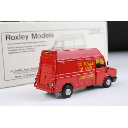 1316 - Three boxed metal models to include 2 x Roxley Models (RX 102 Royal Mail & RXK5 British Telecom) and... 