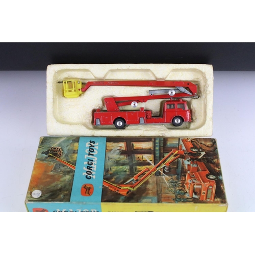 1359 - Two boxed Corgi diecast fire models to include 1118 Chubb Pathfinder Airport Services (diecast ex, b... 