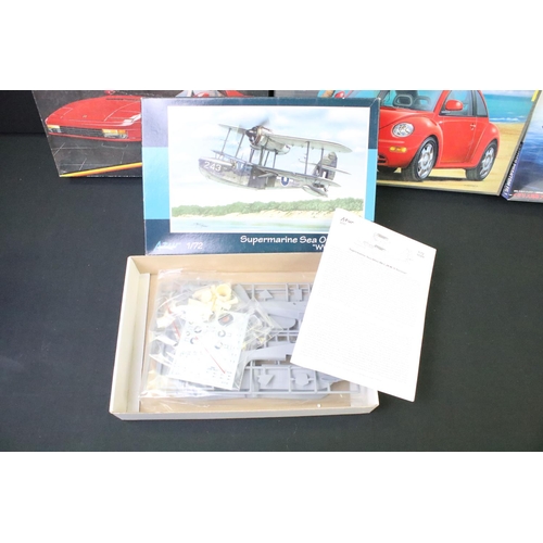 204 - 22 boxed & unbuilt 1/24, 1/72 and 1/144 scale plastic model kits to include 9 x Revell kits featurin... 