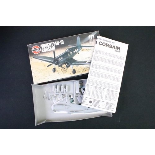 206 - 37 Boxed & unbuilt Airfix plastic model kits, mostly 1/72 military aircraft, to include 06442-8 1/32... 