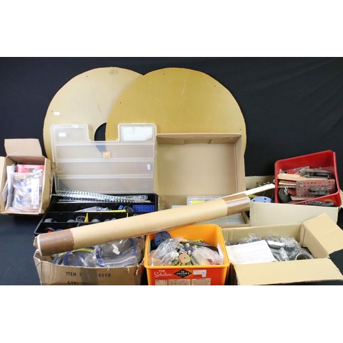 218 - Large group of construction kit and Meccano items to include various parts and accessories form the ... 