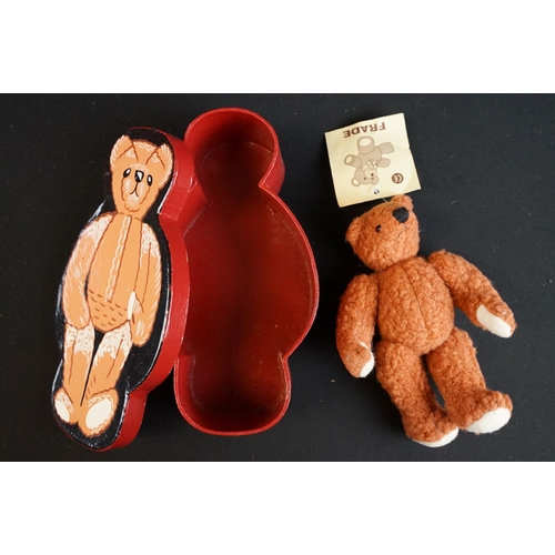 366 - Three boxed Steiff teddy bears / soft toys to include Muzzle Bear 1908 - 1990 Replica (ltd edn of 60... 