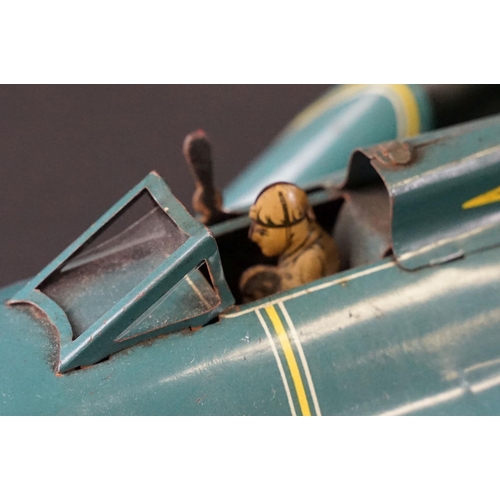 1392 - Early-to-mid 20th C tinplate clockwork model of Captain Malcolm Campbell's 'Blue Bird' Land Speed Re... 