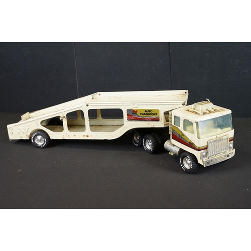 258 - Collection of metal models to include Lumar Contractors green crane, Nylint Gasohol tanker, Auto Tra... 