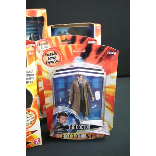 1423 - Doctor Who - Collection of various boxed / carded figures and other related items to include The Doc... 