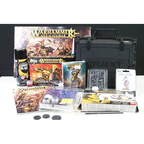 1447 - Games Workshop / Warhammer - A Warhammer Age of Sigmar figure set (incomplete but most still attache... 