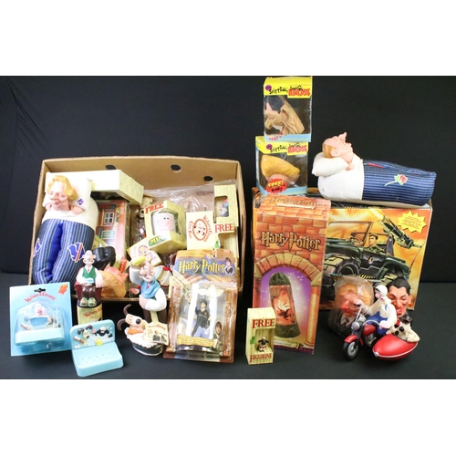 1458 - Collection of various toys and games to include Mattel Harry Potter figure, Bendy The Spitting Image... 