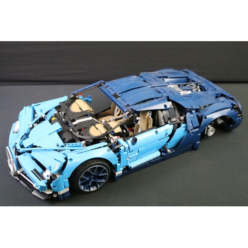 1425 - Lego - Lego Technic Bugatti Chiron set no. 42083, part-built, with box, instructions manuals & inter... 