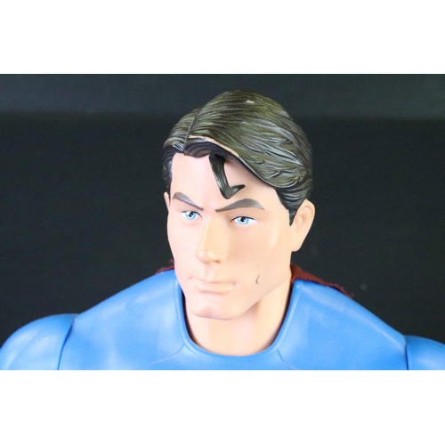 1431 - Two Jakks Pacific plastic figures to include Superman and Batman, figures showing some play wear