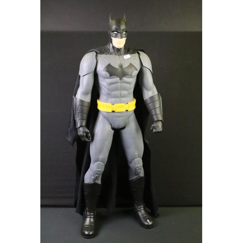 1431 - Two Jakks Pacific plastic figures to include Superman and Batman, figures showing some play wear