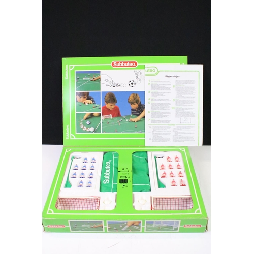 273 - Subbuteo - Collection boxed of LW Subbuteo to include 3 x teams (777 Nottingham Forest, 772 Norwich ... 