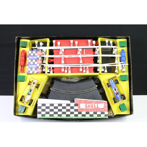 279 - Boxed Triang Scalextric Set 50, appearing complete with 2 x slot cars featuring C81 Cooper in white ... 