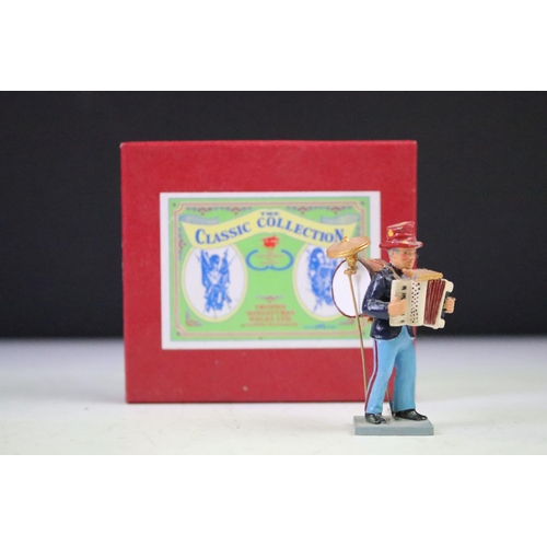 295 - Collection of seven boxed Trophy Miniatures The Classic Collection Town & Country Series metal figur... 