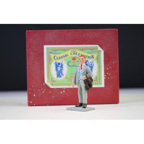 301 - Collection of eight boxed Trophy Miniatures The Classic Collection Town & Country Series metal figur... 