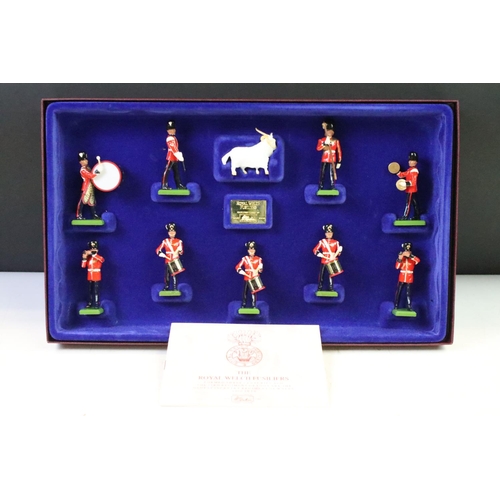 304 - Five boxed Britains metal figure sets to include 5291 Honourable Artillery Company, 5192 The Royal I... 