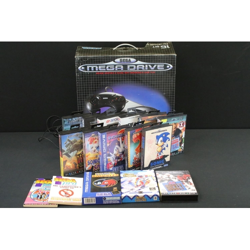 1463 - Retro Gaming - Boxed SEGA Mega Drive 16-Bit Console, complete with 2 x controllers, power supply and... 