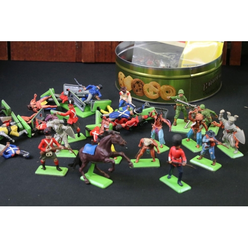 1478 - Large collection of plastic & metal figures to include Britains, Crescent, Airfix & Games Workshop, ... 