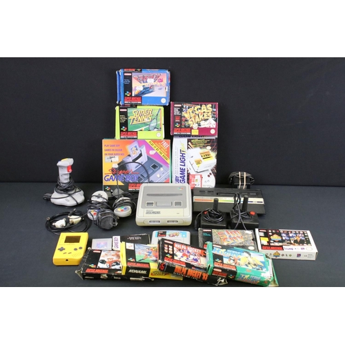 1484 - Retro Gaming - SNES Super Nintendo Entertainment System games console with 9 boxed game cartridges (... 