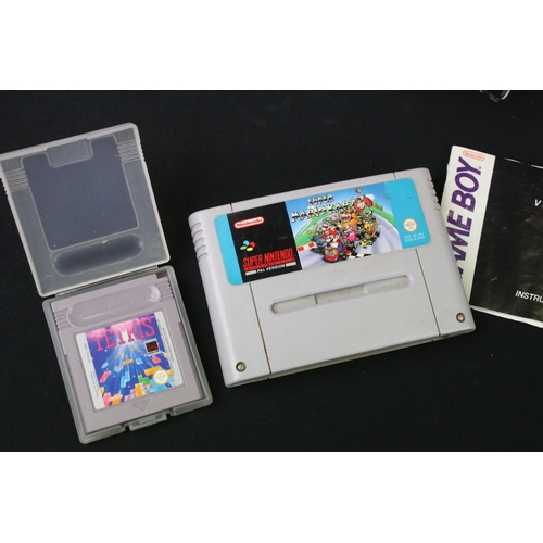 1484 - Retro Gaming - SNES Super Nintendo Entertainment System games console with 9 boxed game cartridges (... 