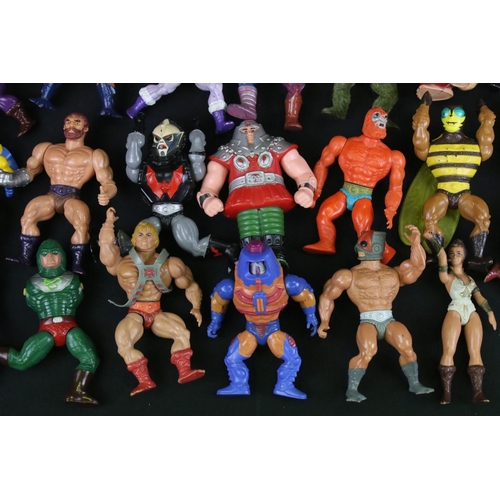 1485 - Masters of the Universe - Around 60 original Mattel Masters Of The Universe He-Man / She-Ra figures ... 