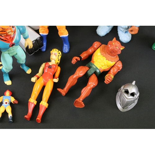 1494 - Thundercats - Nine Original LJN figures to include Jackalman, Tygra, Snowman of Hook Mountain (with ... 