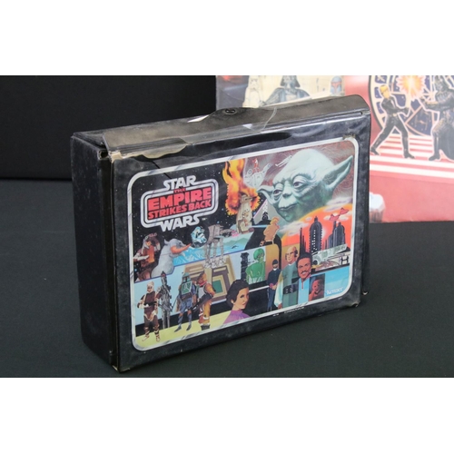 1496 - Star Wars - An original Kenner carry case with 2 x inner trays, one containing figure name sticker, ... 
