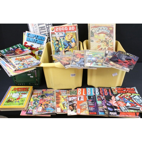 1555 - Comics - A large collection of comics, mainly 2000AD / Judge Dredd (including 1980s/90s), also to in... 