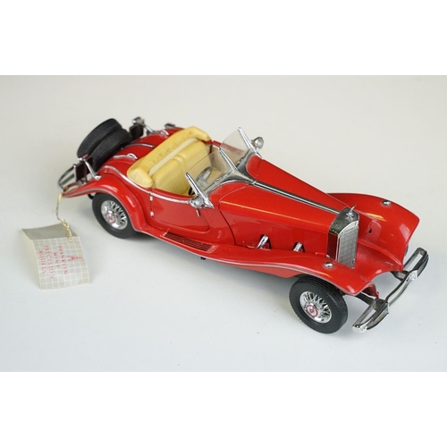 1343 - Franklin Mint The Mercedes 500 K Special Roadster diecast model in red, with certificates and tag, s... 