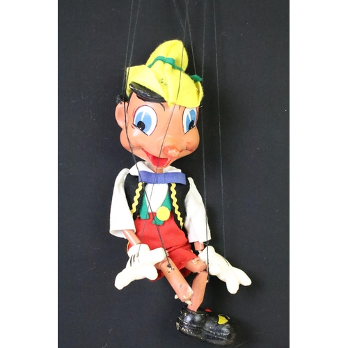 367 - Boxed Pelham Puppet Walt Disney Character Pinocchio (type SL). (Puppet has one foot detached, string... 