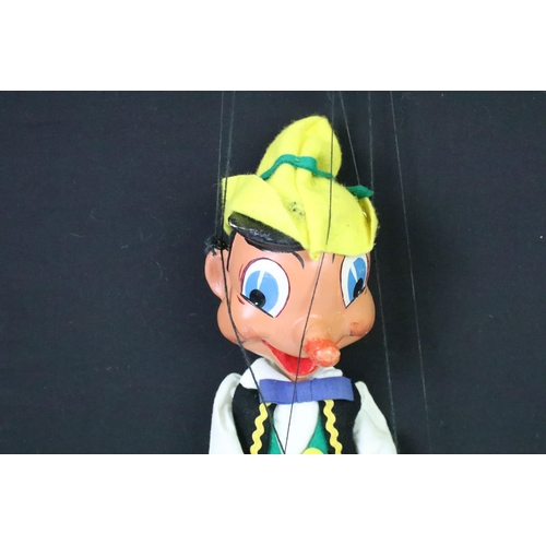 367 - Boxed Pelham Puppet Walt Disney Character Pinocchio (type SL). (Puppet has one foot detached, string... 