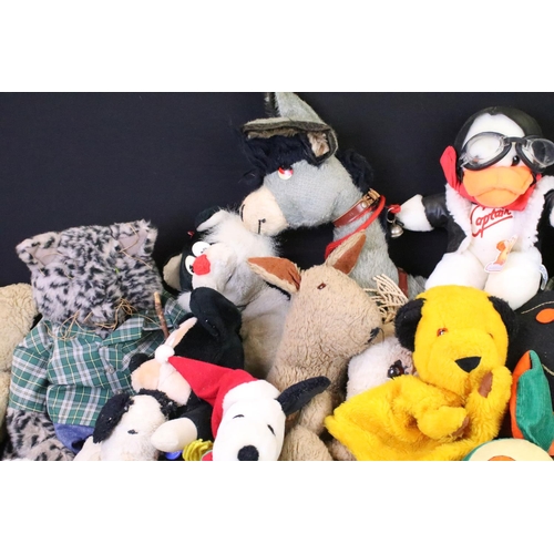 398 - Collection of mixed teddy bears & soft toys, featuring Merrythought Donkey, Humpty Dumpty, Peanuts, ... 