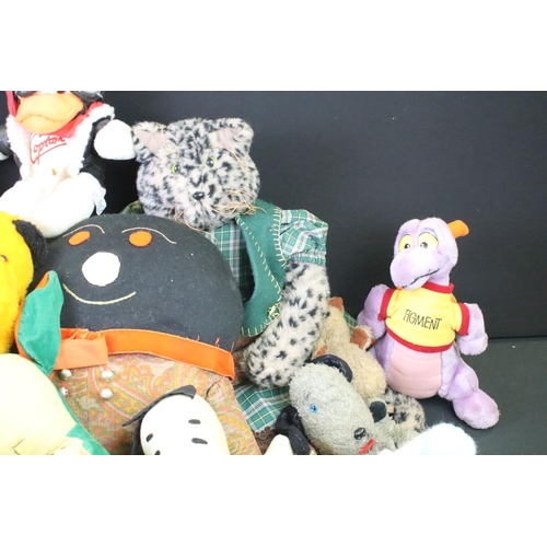 398 - Collection of mixed teddy bears & soft toys, featuring Merrythought Donkey, Humpty Dumpty, Peanuts, ... 