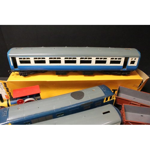 140A - Collection of The Big Big Train items to include a boxed Triang Big Big Train Set along with a selec... 