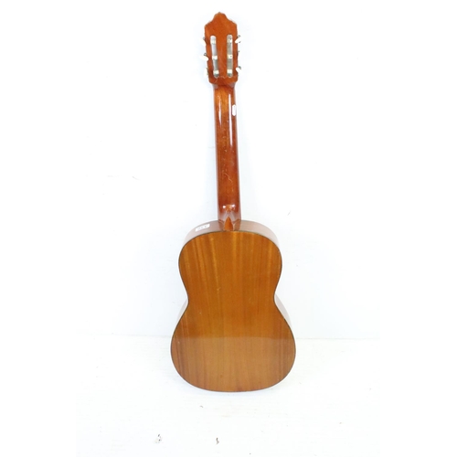 338 - Mervi Rafael Molina Spanish guitar, with makers label to interior