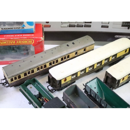 102 - Collection of OO gauge model railway to include boxed Hornby Zero 1 R950 Master Control Unit, 8 x it... 